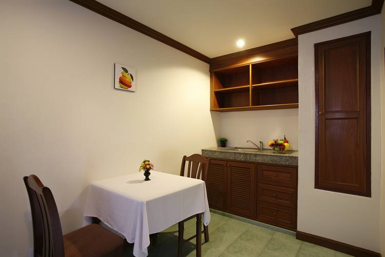 Jiraporn Hill Resort
