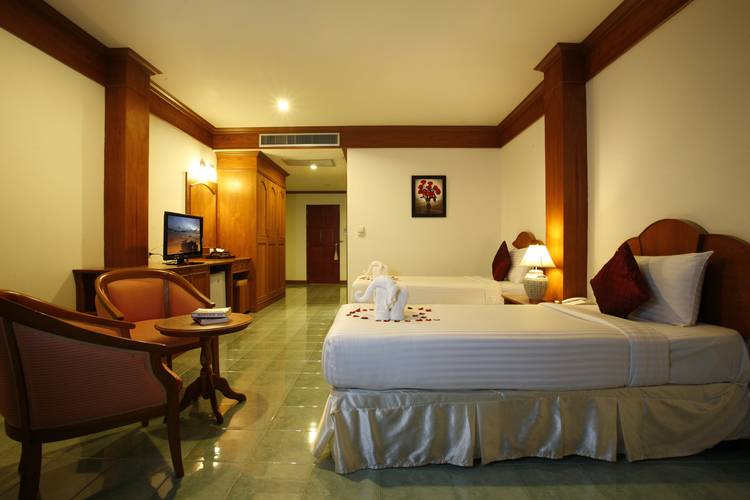 Jiraporn Hill Resort