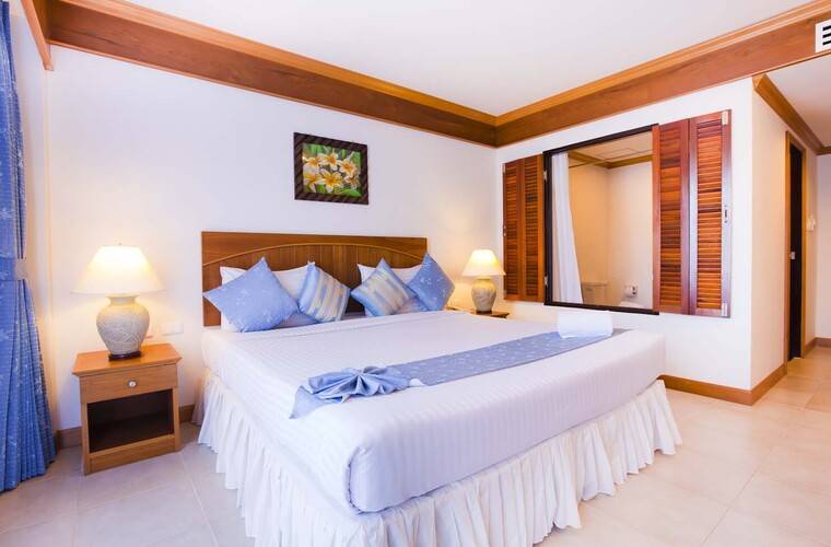 Jiraporn Hill Resort