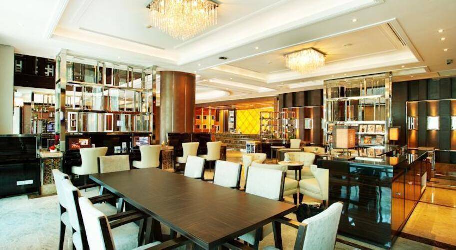 The Intimate Hotel