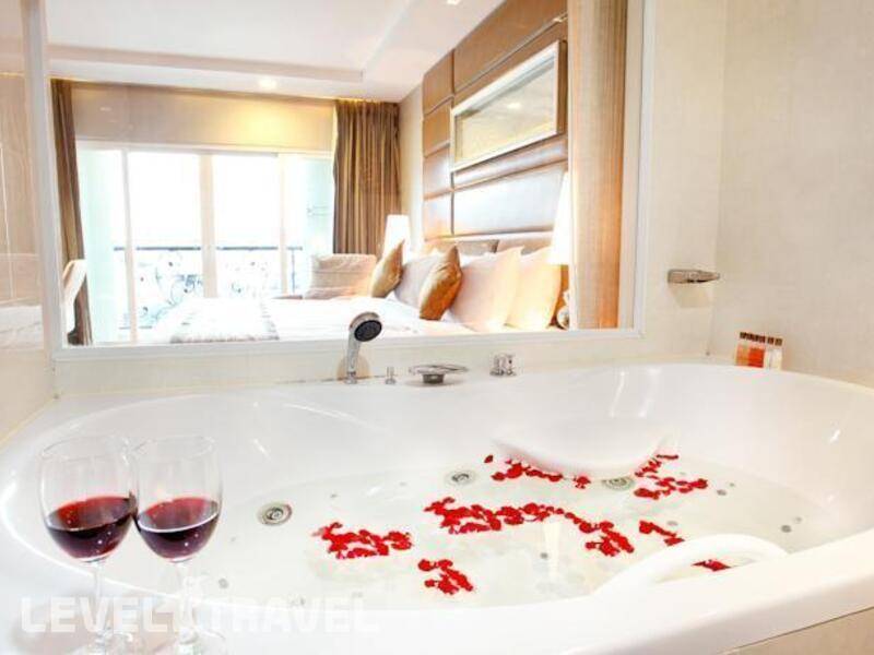 Фотография The Intimate Hotel