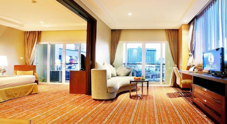 The Intimate Hotel