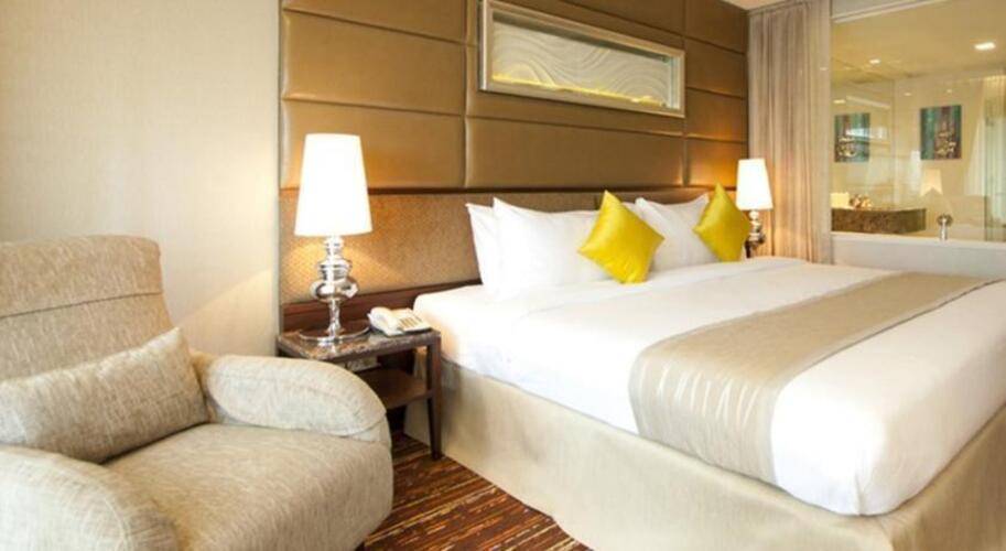 The Intimate Hotel