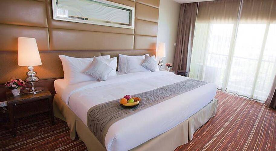 The Intimate Hotel