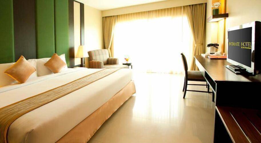 The Intimate Hotel