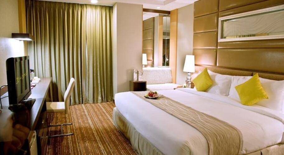 The Intimate Hotel