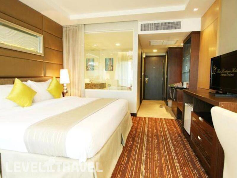 Фотография The Intimate Hotel