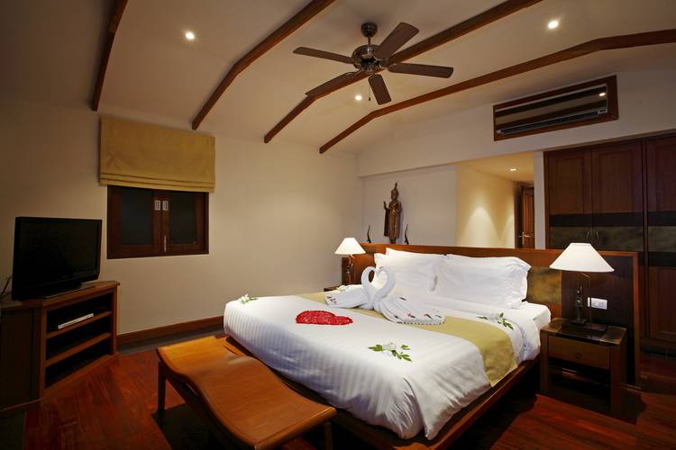 Barcelo Coconut Island (Ex. The Village Coconut Island)