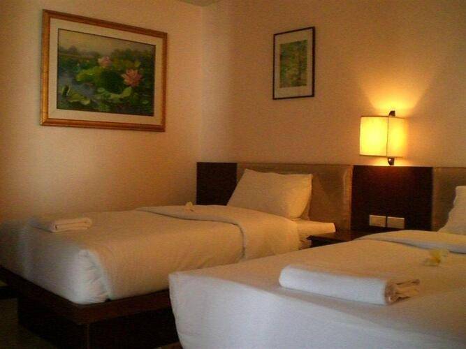 Naris Art Hotel