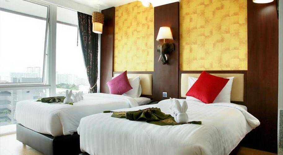 Aiyara Grand Hotel