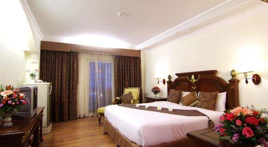 Lk Metropole Hotel