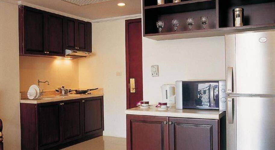 Lk Metropole Hotel