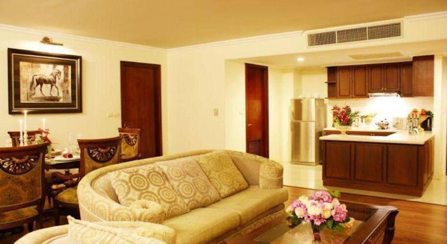 Lk Metropole Hotel
