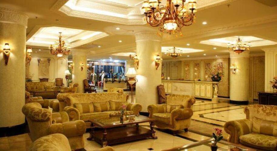 Lk Metropole Hotel