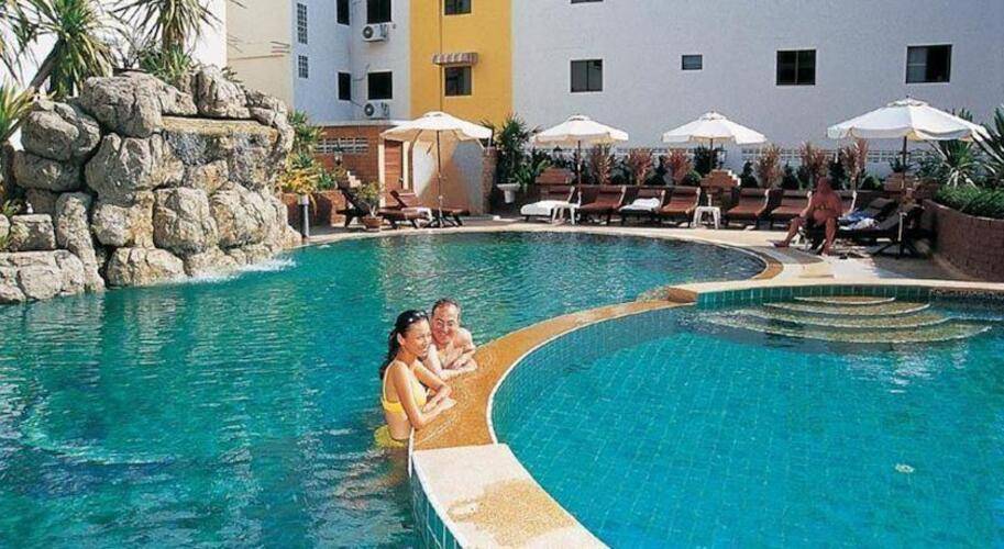 Lk Metropole Hotel
