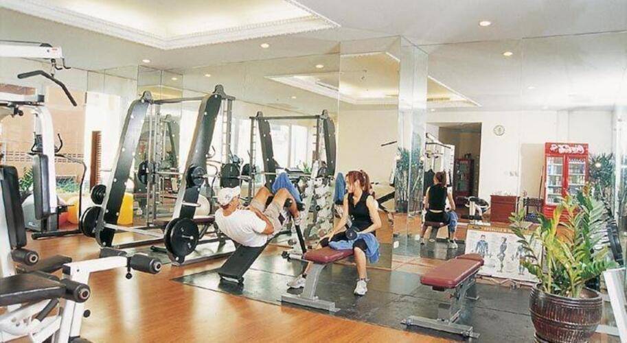 Lk Metropole Hotel