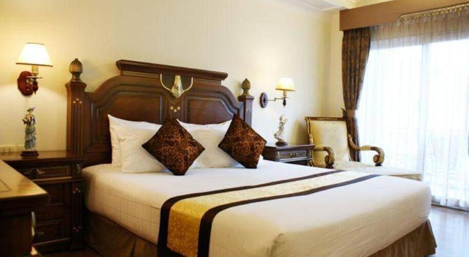 Lk Metropole Hotel
