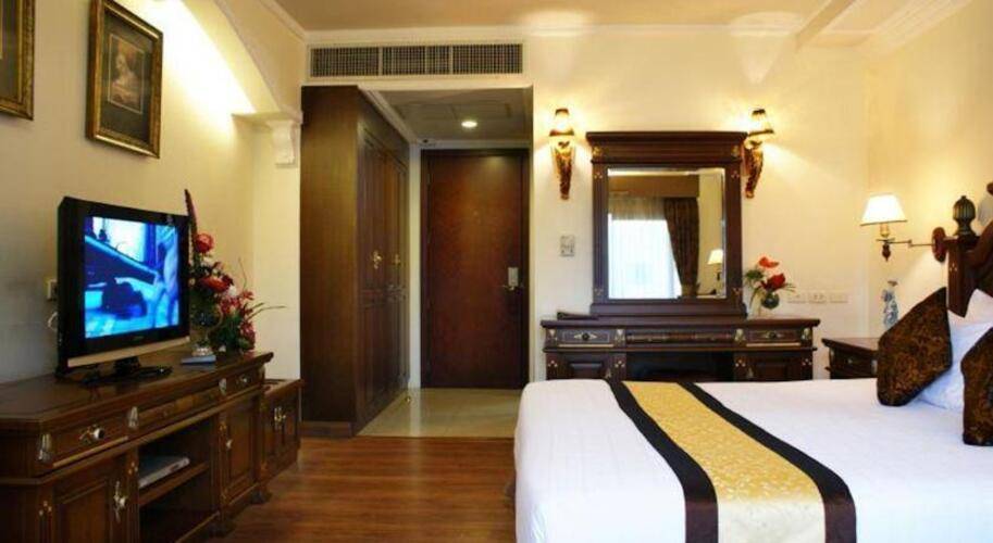 Lk Metropole Hotel