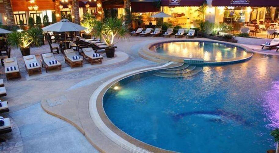 Lk Metropole Hotel