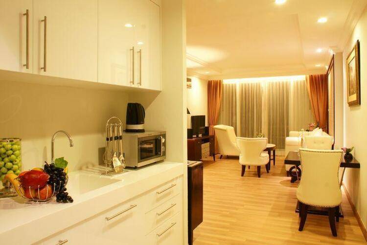 Lk Legend Hotel