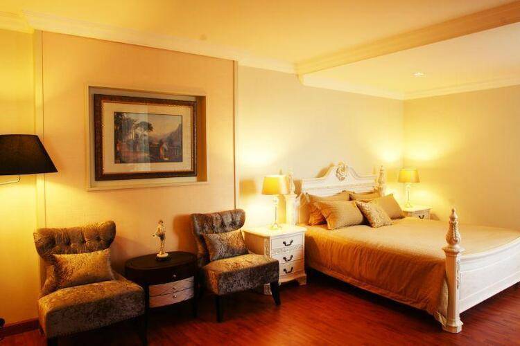 Lk Legend Hotel