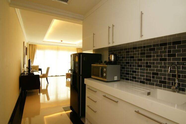 Lk Legend Hotel