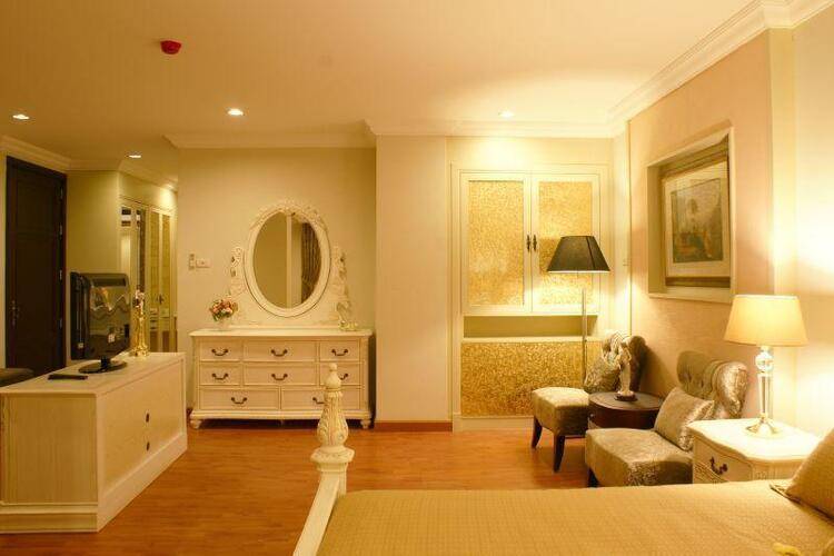 Lk Legend Hotel