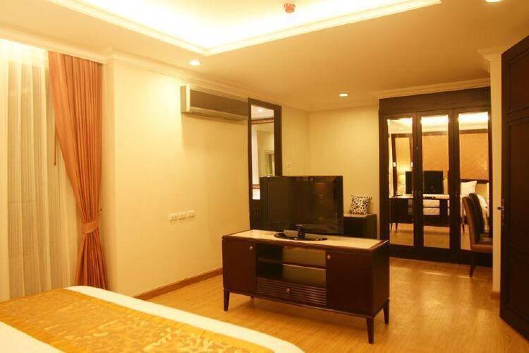 Lk Legend Hotel