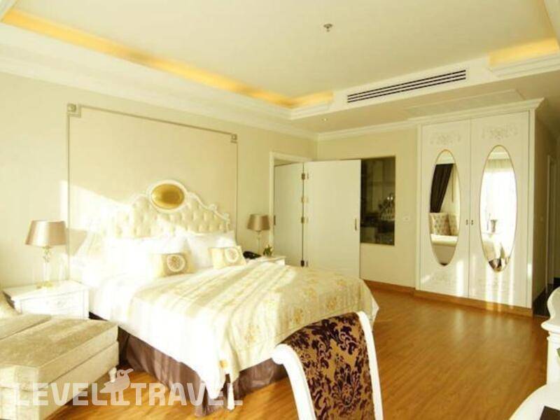 Фотография Miracle Suite Hotel