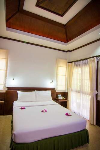 Coco Palm Beach Resort