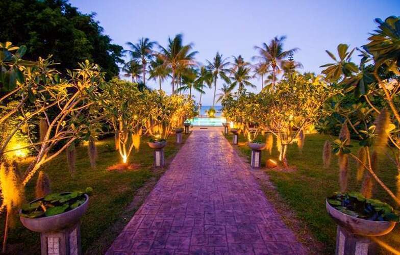 Coco Palm Beach Resort
