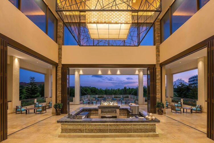 Sheraton Sanya Haitang Bay Resort