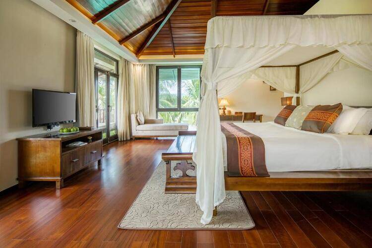 Yalong Bay Villas & Spa