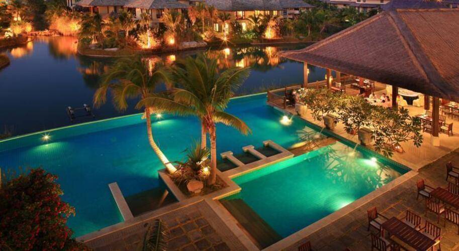 Yalong Bay Villas & Spa