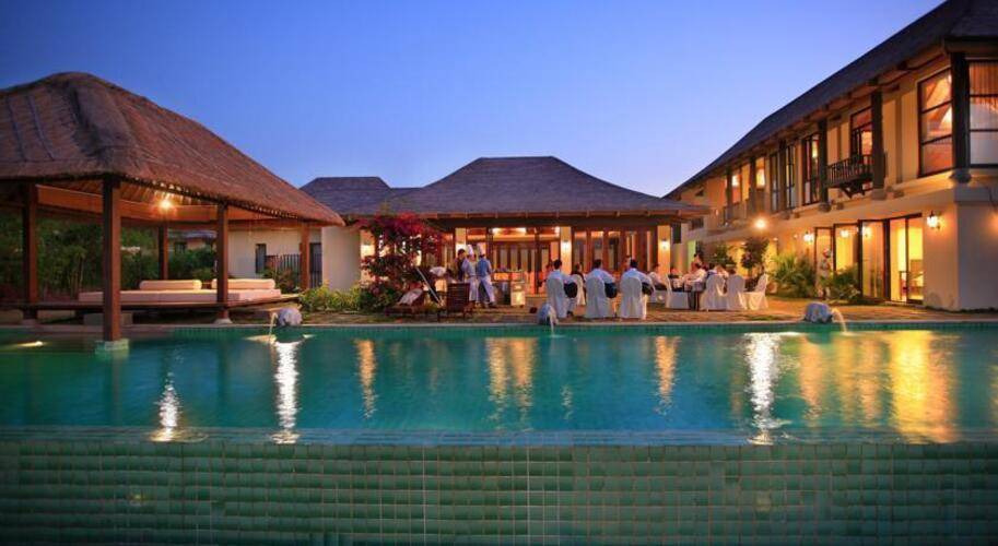 Yalong Bay Villas & Spa