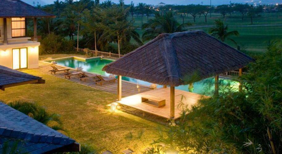 Yalong Bay Villas & Spa