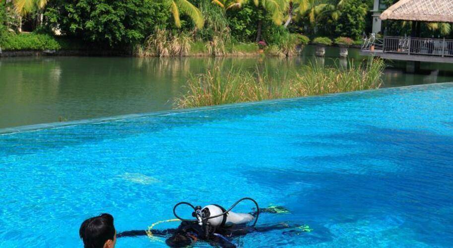 Yalong Bay Villas & Spa