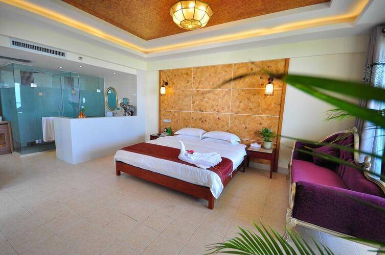 Palm Beach Resort & Spa