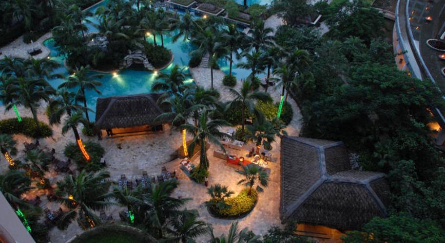 Howard Johnson Resort