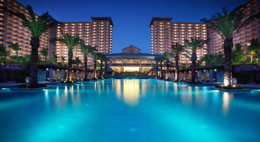 Howard Johnson Resort