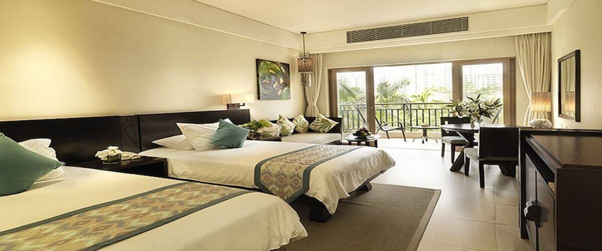 Howard Johnson Resort