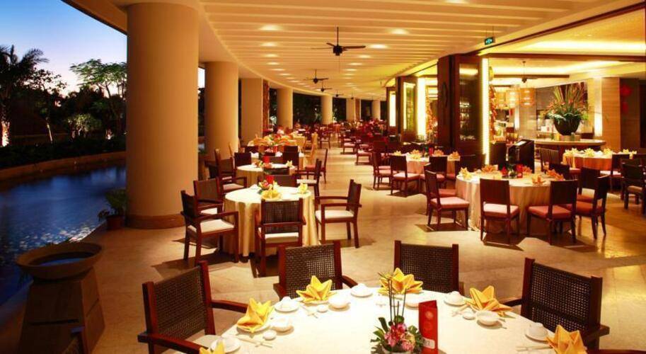 Howard Johnson Resort
