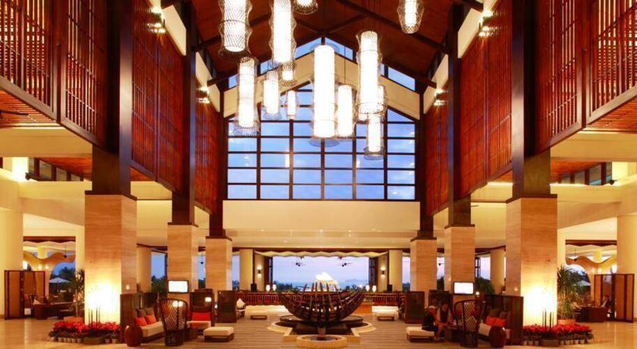 Howard Johnson Resort