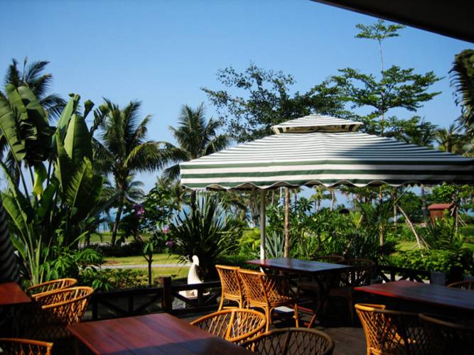 Yelan Bay Resort