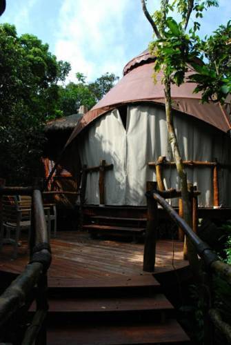 Yalong Bay Earthy Paradise Bird's Nest Resort