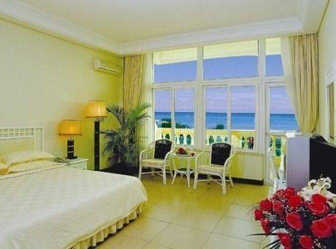 Linda Sea View