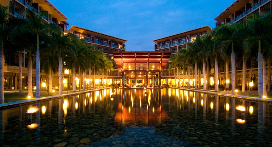 Mangrove Tree Resort Yalong Bay