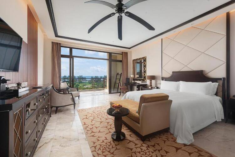 The St. Regis Sanya Yalong Bay