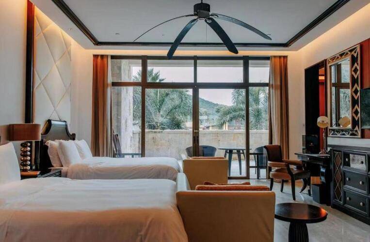 The St. Regis Sanya Yalong Bay