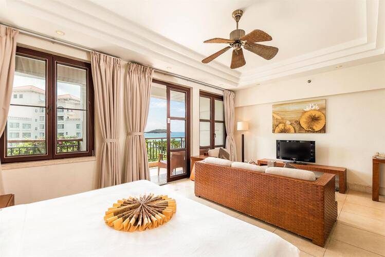 Aegean Boutique Suites Resort Sanya